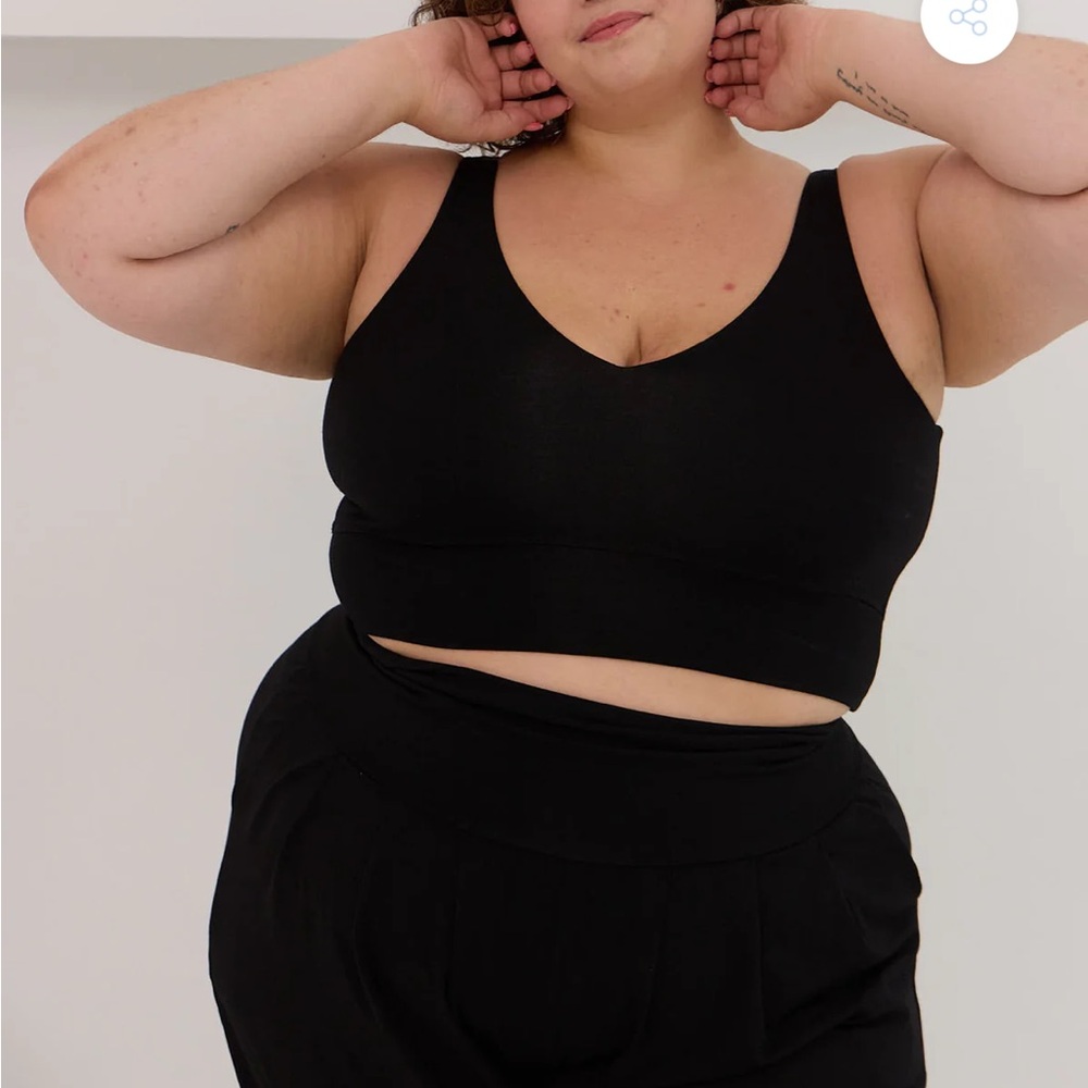 ISO- In Search Of Free Label Thompson or Andie bra any color size XL